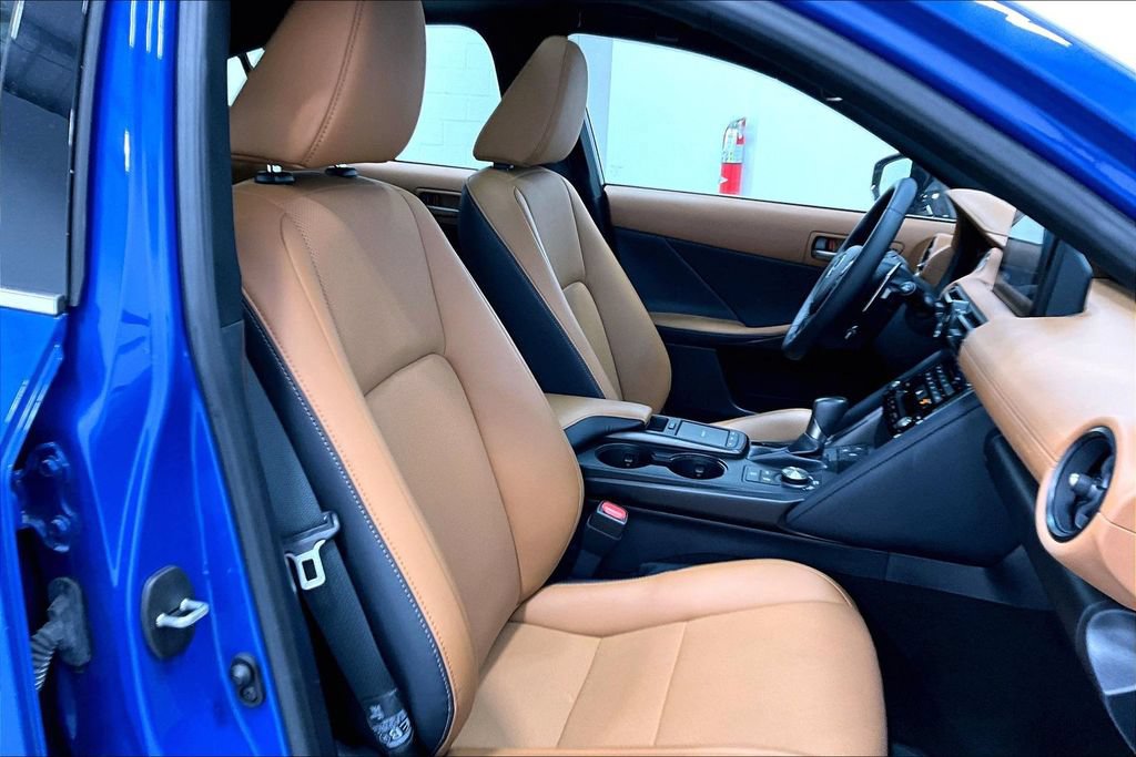 Used 2023 Lexus IS 300 w/ Premium Package RWD image 7