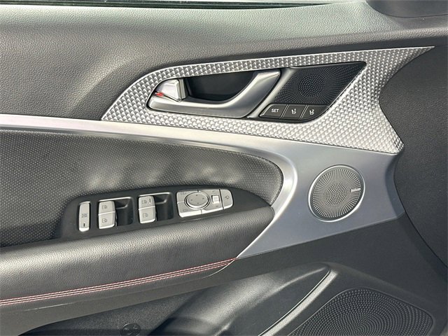 Used 2023 Genesis G70 2.0T w/ Sport Prestige Package image 25