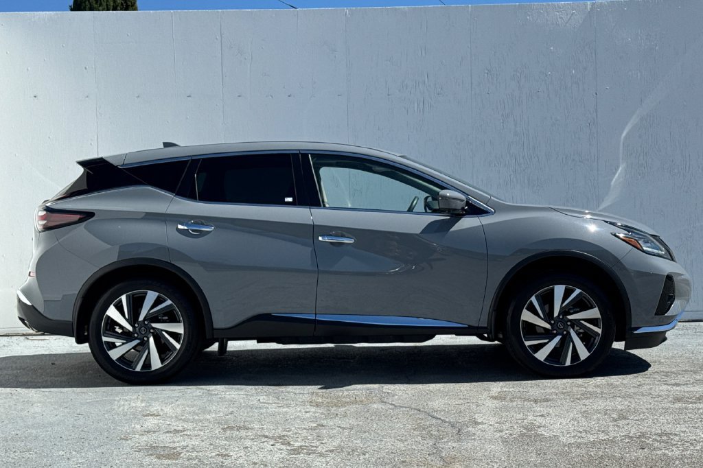 Certified 2023 Nissan Murano SL w/ SL Moonroof Package FWD image 2