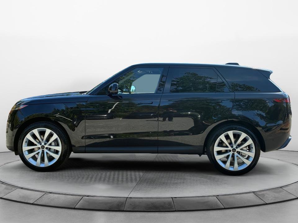 New 2027 Land Rover Range Rover Sport SE AWD/4WD image 4