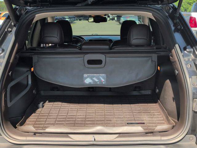 Certified 2018 Jeep Cherokee Trailhawk w/ Quick Order Package 27L AWD/4WD image 6