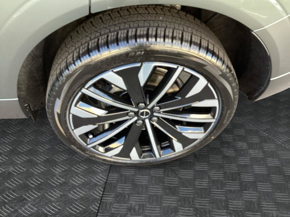 New 2027 Volvo XC60 T8 Ultra AWD/4WD image 22