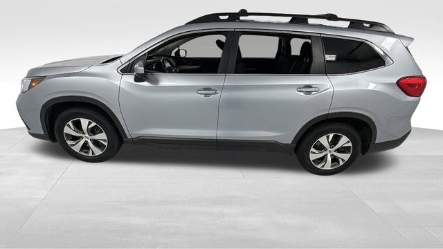 Used 2022 Subaru Ascent Premium image 6