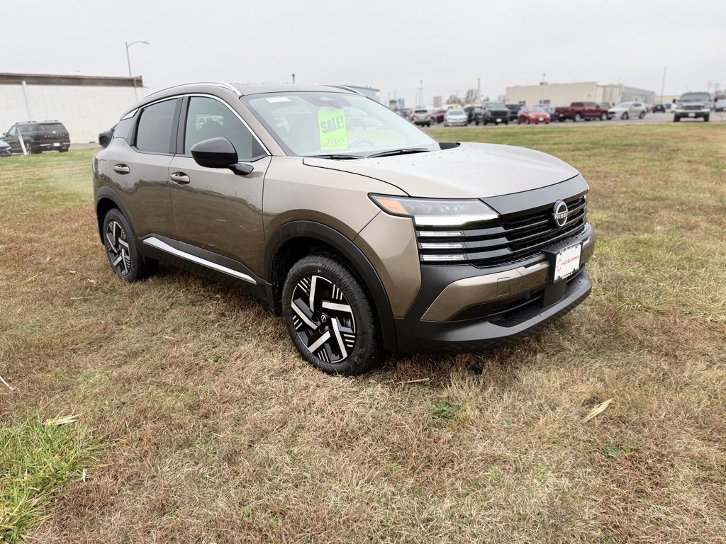 New 2026 Nissan Kicks SV w/ SV Premium Package image 3