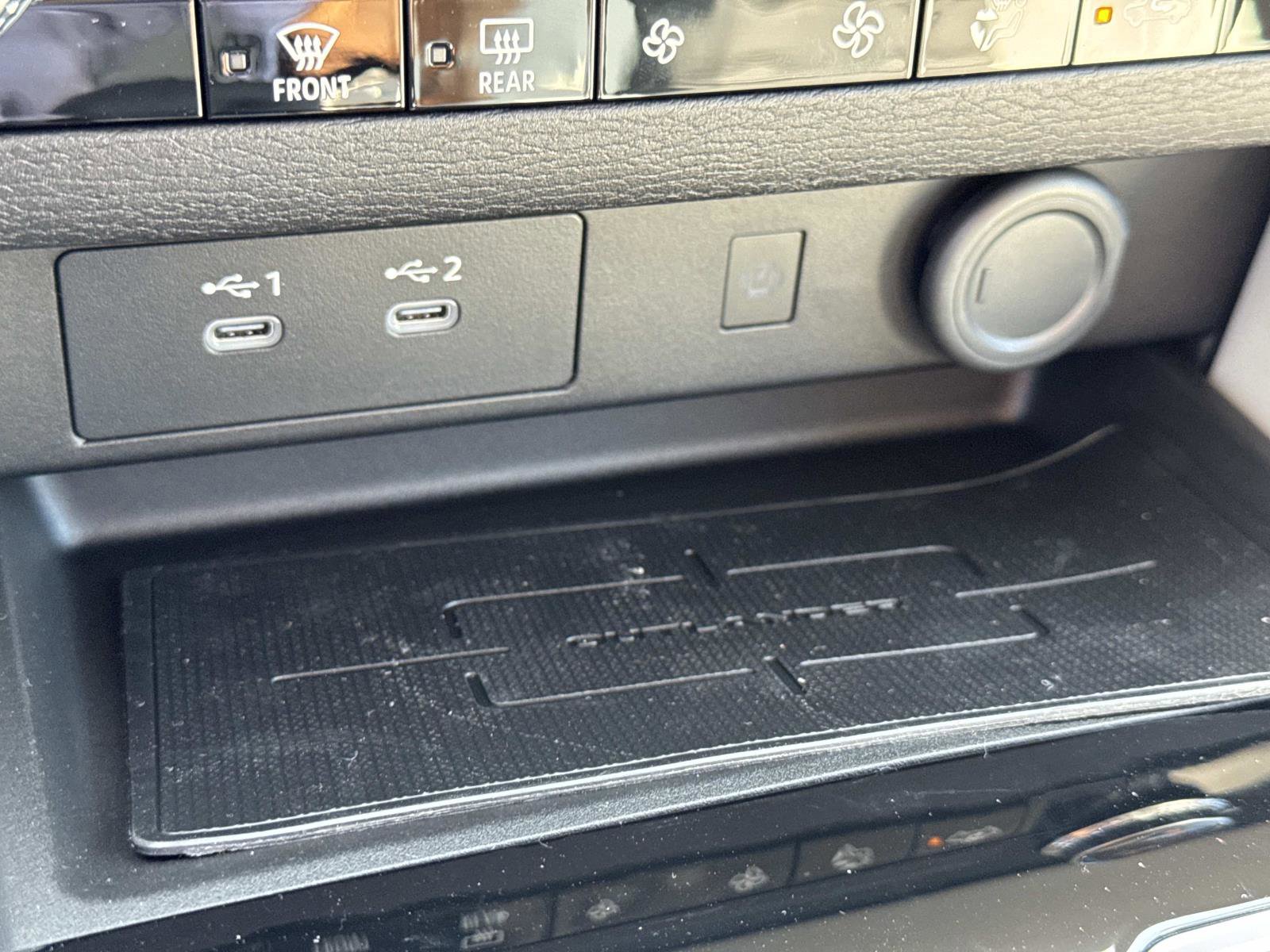 New 2025 Mitsubishi Outlander SE image 33