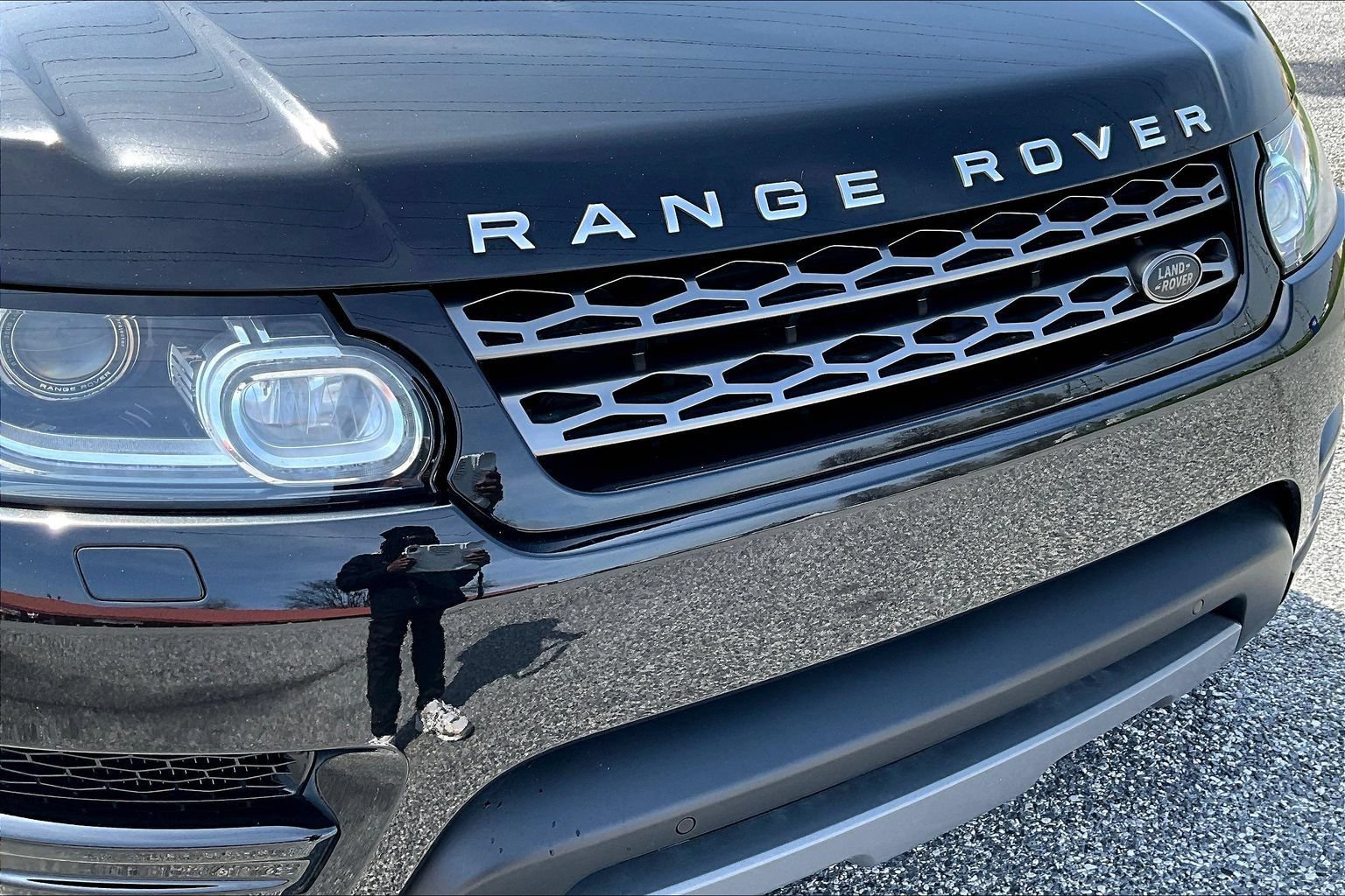 Used 2017 Land Rover Range Rover Sport SE AWD/4WD image 36
