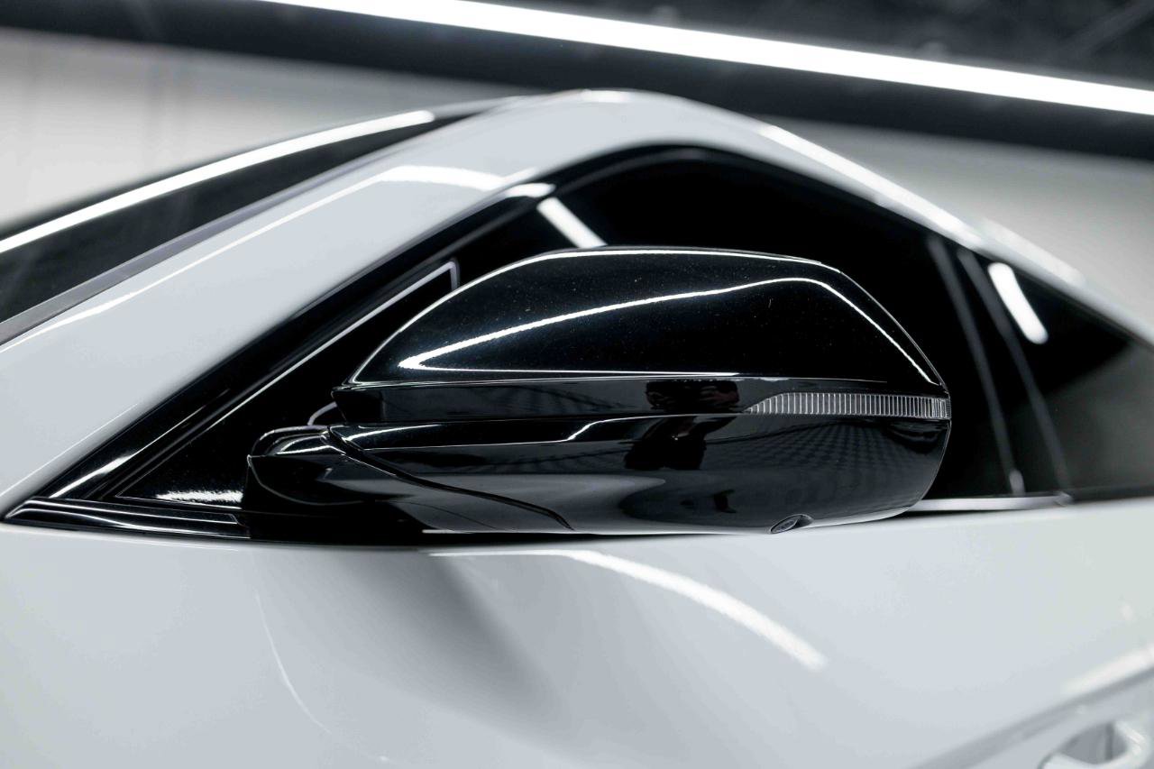 Used 2020 Lamborghini Urus Base image 28