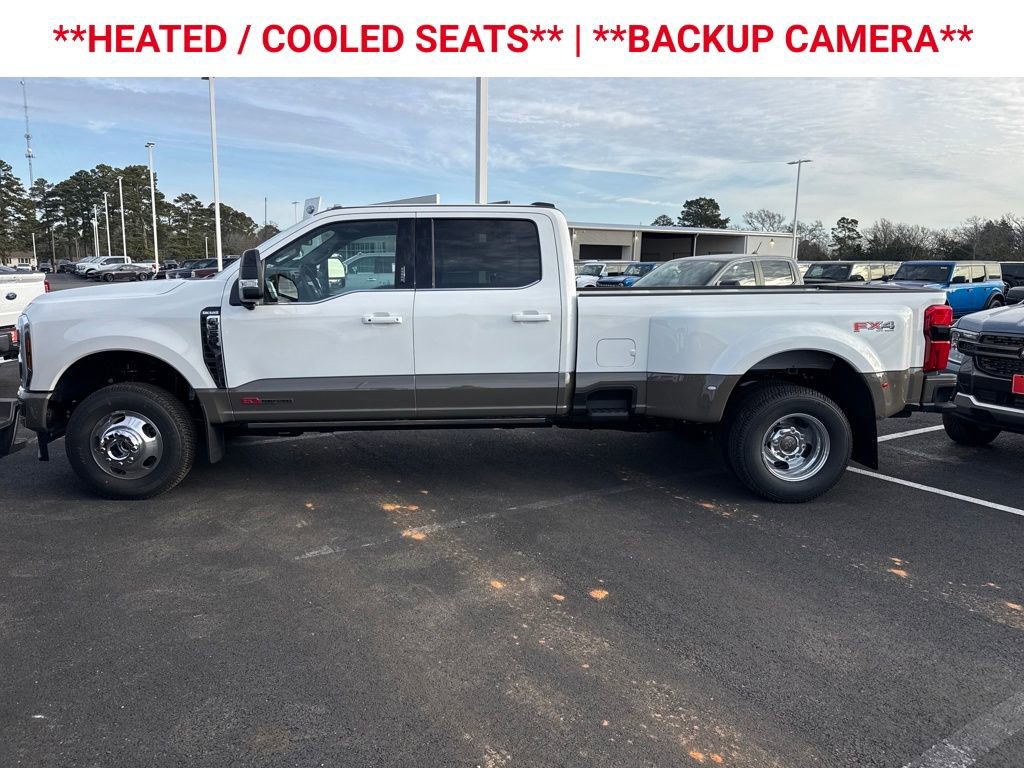 New 2026 Ford F350 King Ranch w/ FX4 Off-Road Package image 5
