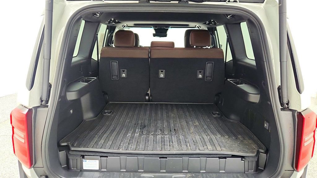 Used 2025 Toyota Land Cruiser w/ Premium Package image 20