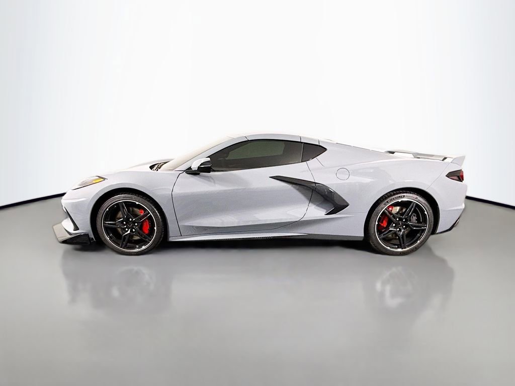 Used 2024 Chevrolet Corvette Stingray Preferred Cpe w/ Z51 Performance Package RWD image 4