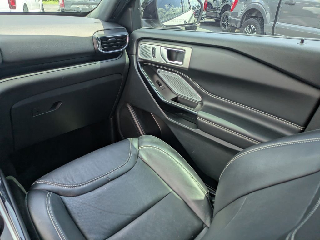 Used 2024 Ford Explorer ST w/ Equipment Group 401A AWD/4WD image 21
