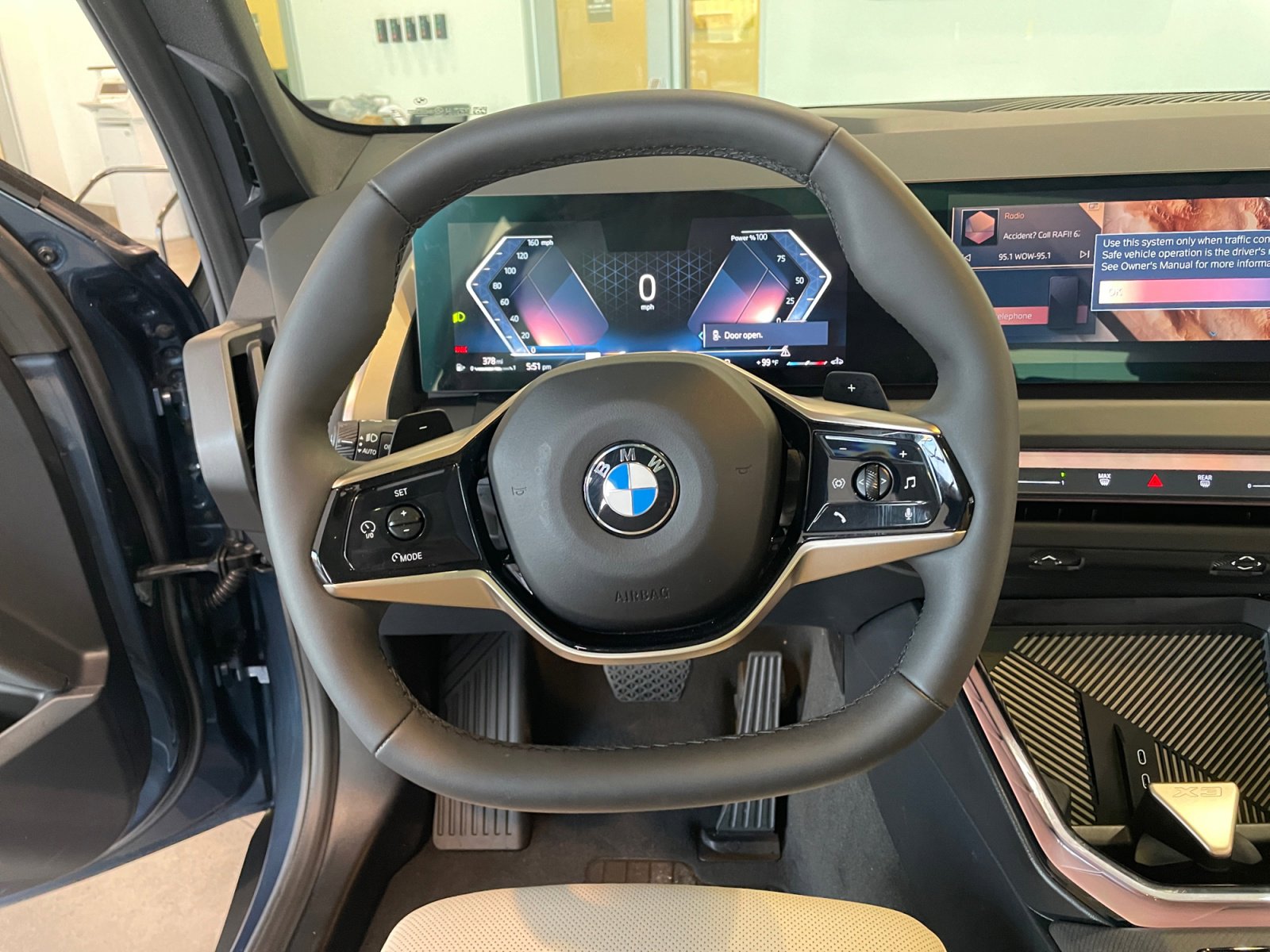 Used 2025 BMW X3 xDrive30i w/ Convenience Package image 9