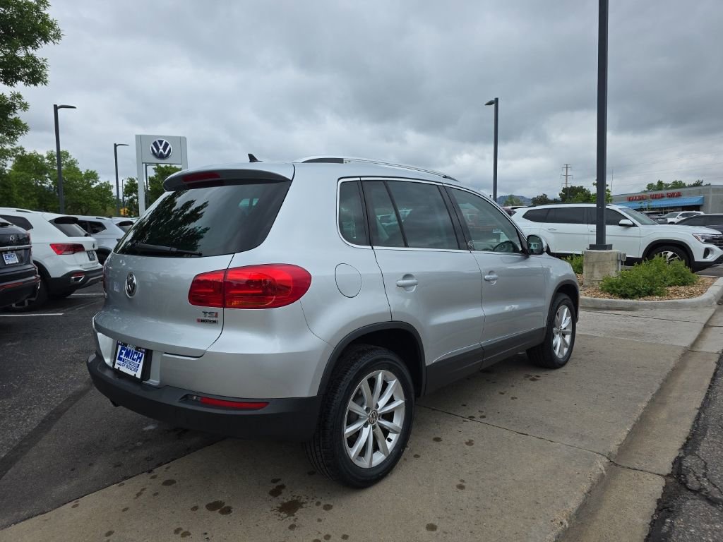 Used 2017 Volkswagen Tiguan Wolfsburg Edition AWD/4WD image 5
