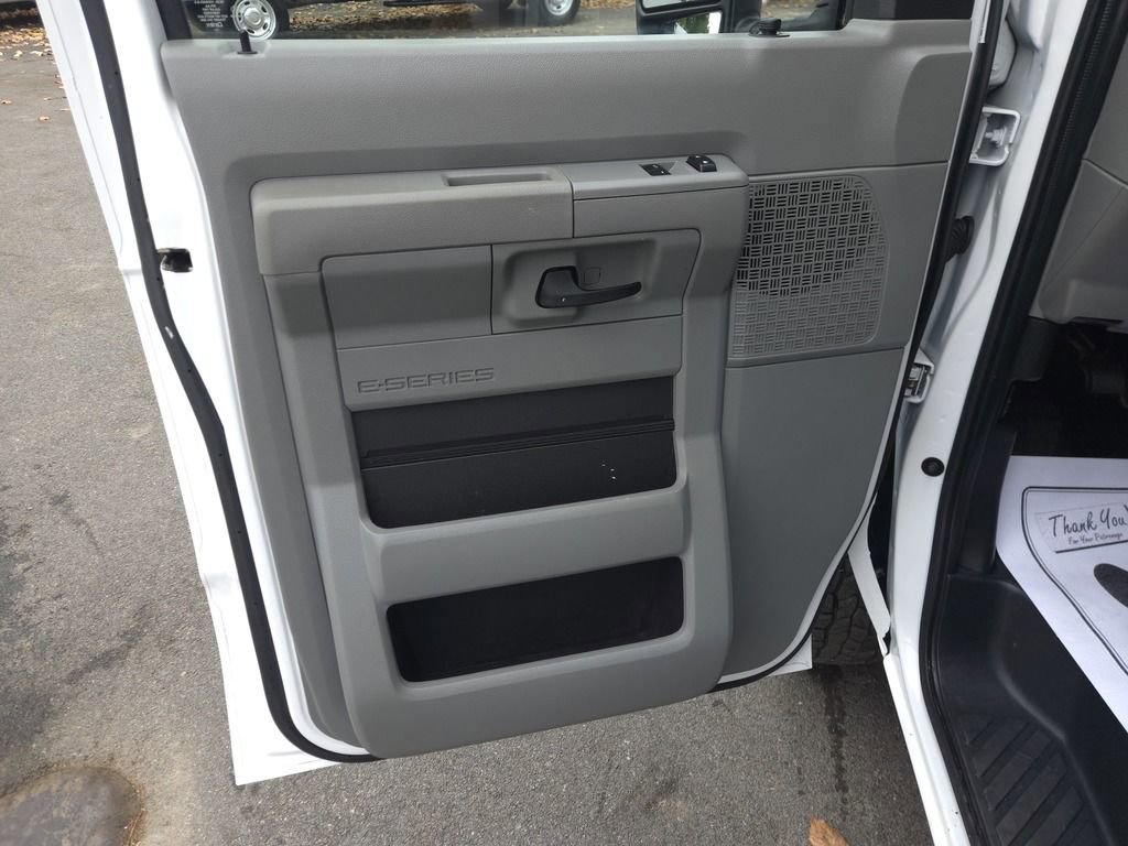 Used 2022 Ford E-350 and Econoline 350 Super Duty w/ Power Windows & Locks Group RWD image 14