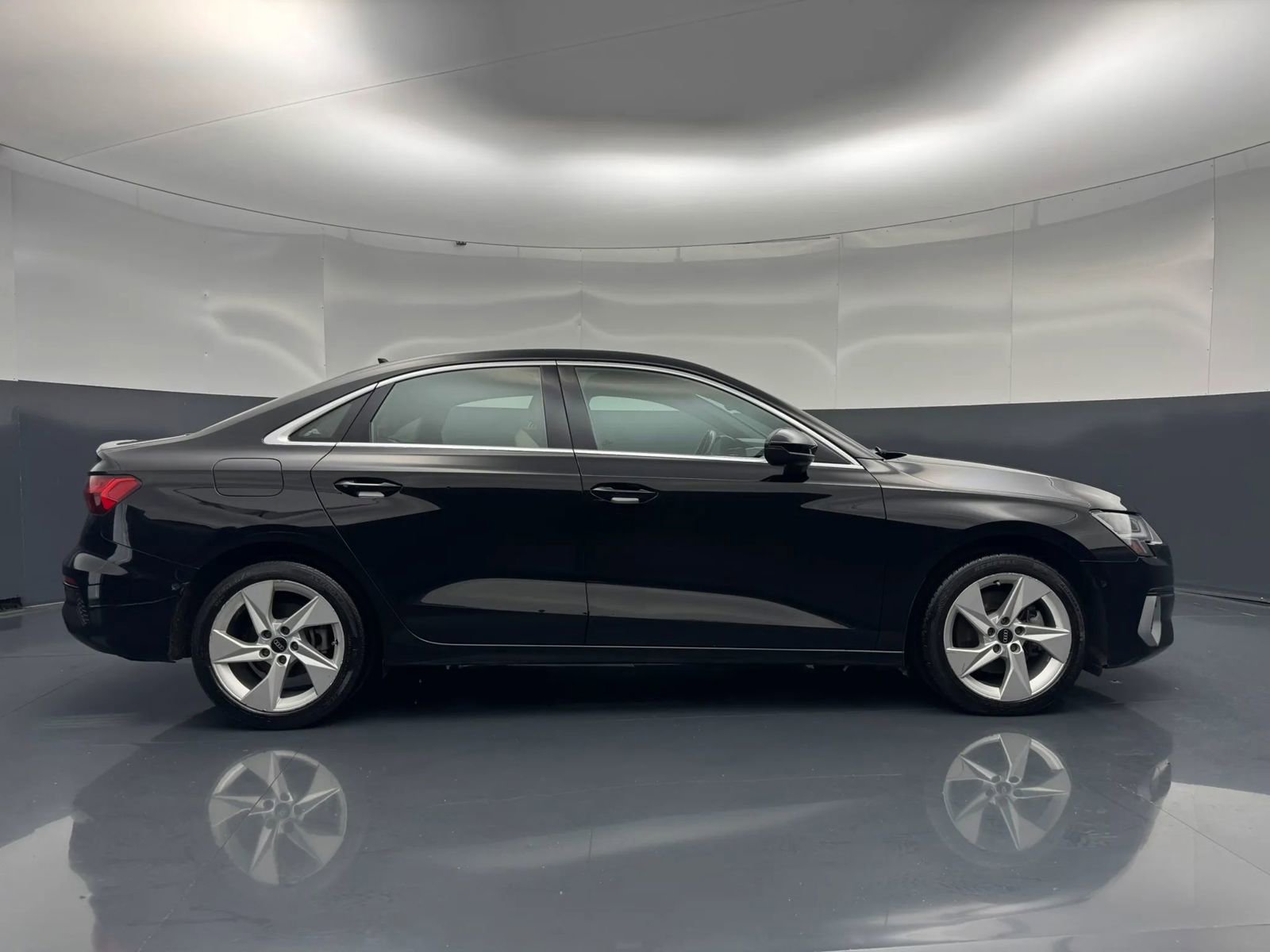 Used 2022 Audi A3 2.0T Premium image 2