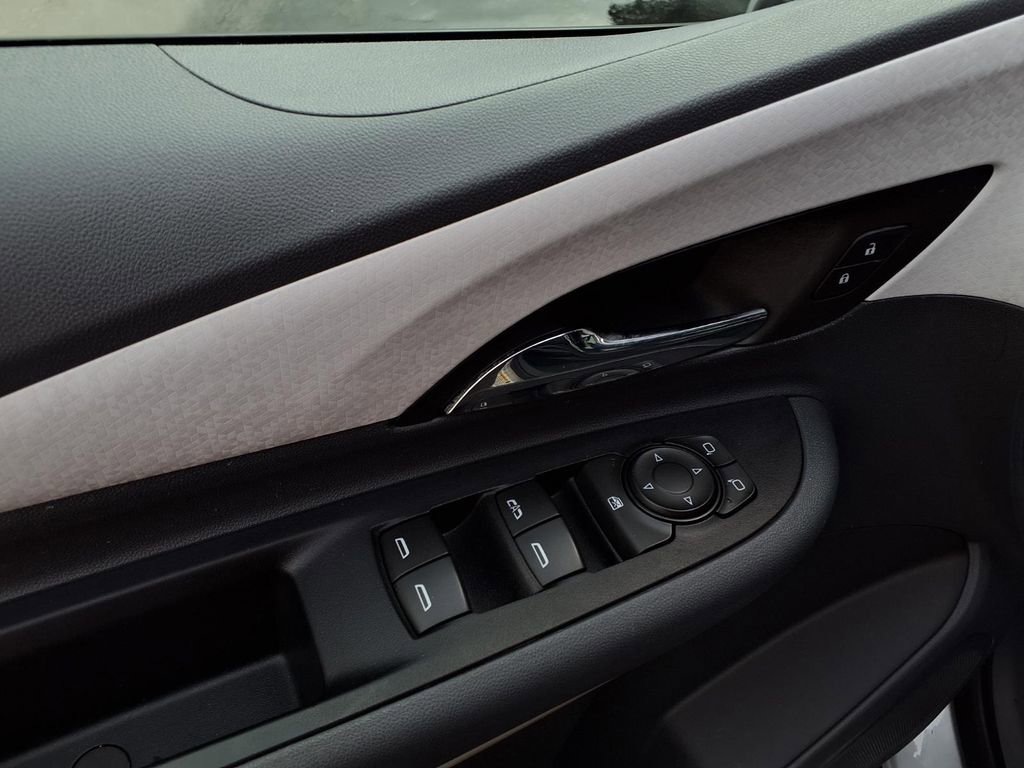 Used 2017 Chevrolet Bolt Premier image 15