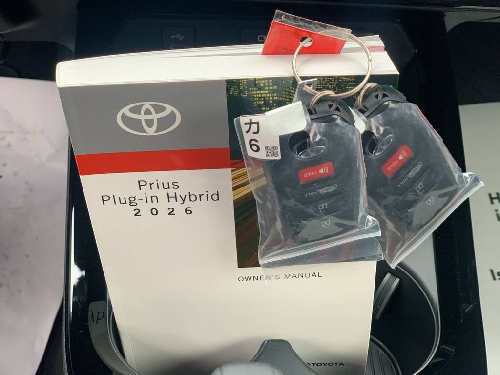 New 2026 Toyota Prius Plug-In Hybrid FWD image 27