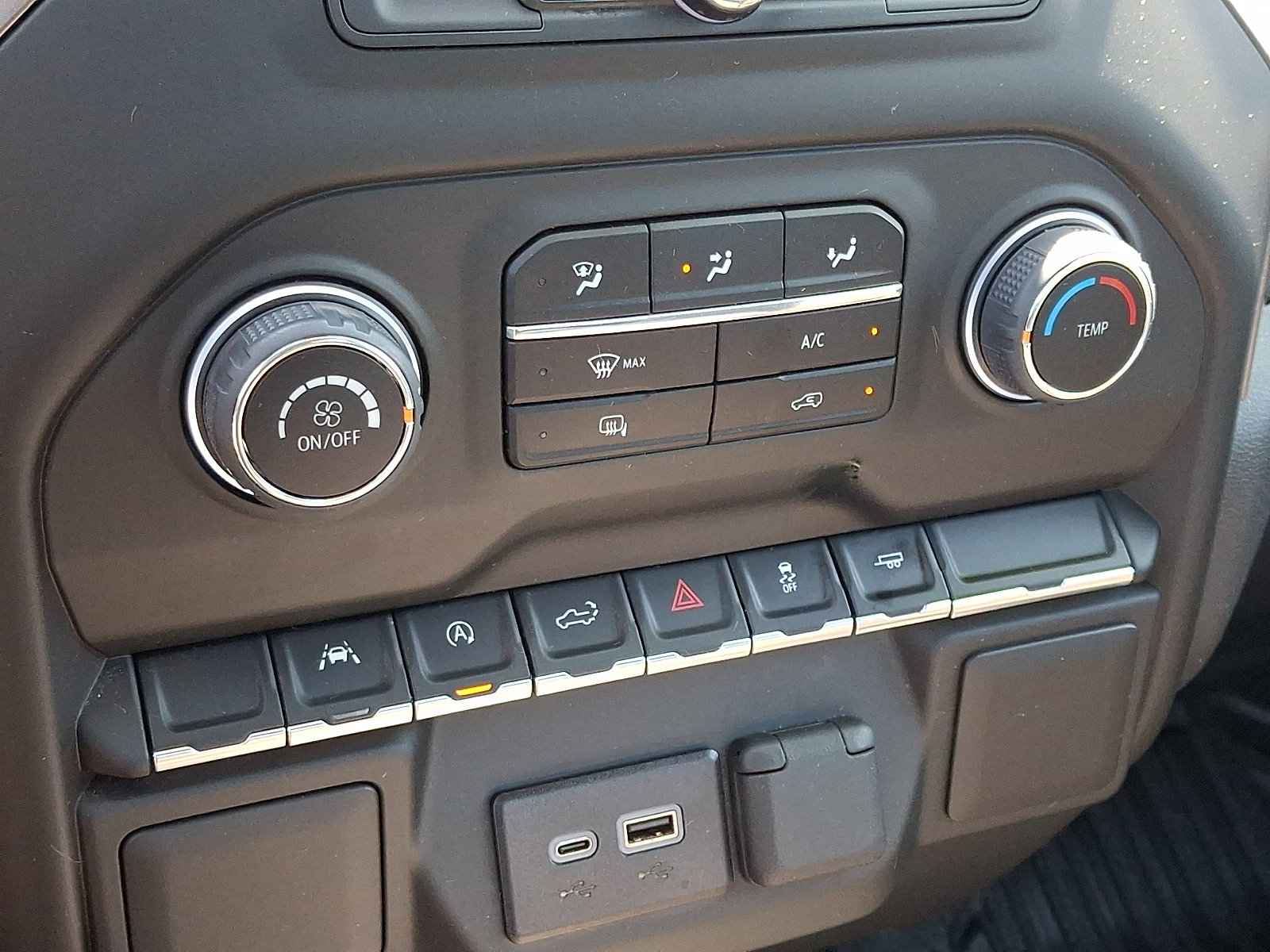 Used 2025 Chevrolet Silverado 1500 W/T RWD image 16