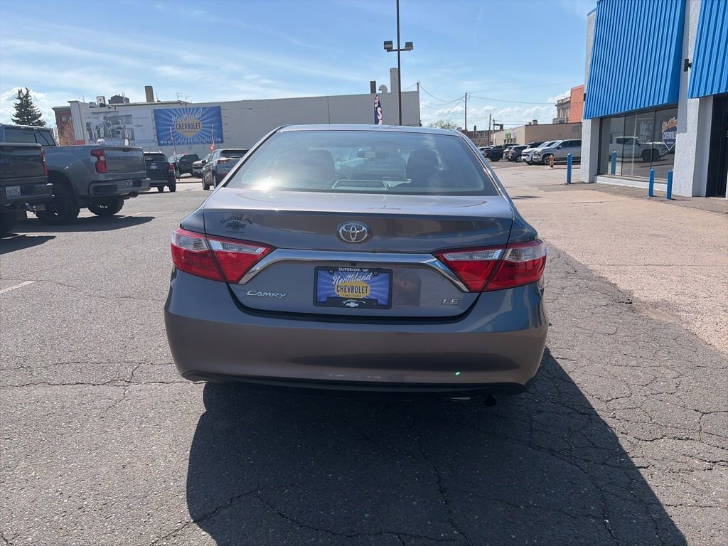 Used 2016 Toyota Camry LE FWD image 6