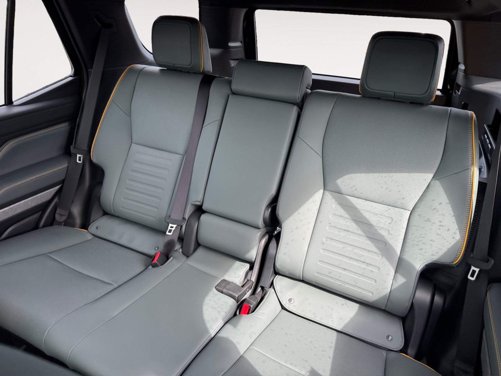 New 2026 Toyota 4Runner Trailhunter AWD/4WD image 17