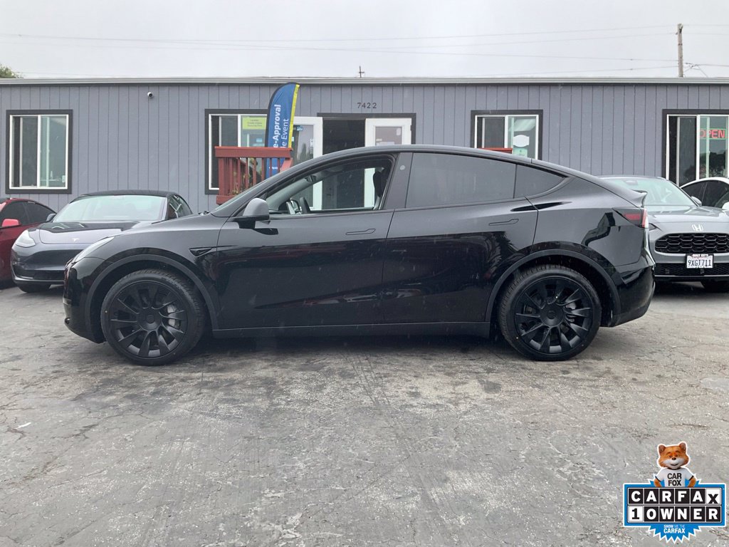Used 2023 Tesla Model Y Long Range AWD/4WD image 5