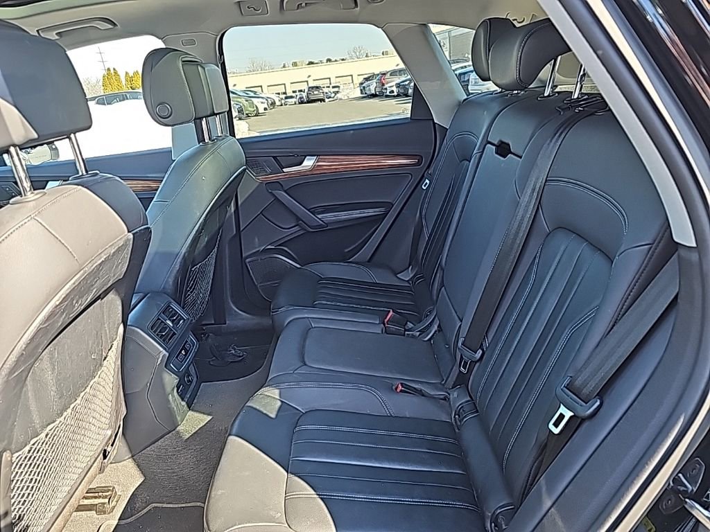 Certified 2023 Audi Q5 2.0T Premium Plus w/ Premium Plus Package image 11