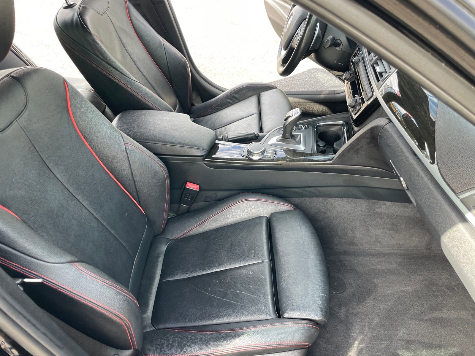 Used 2018 BMW 330i xDrive Sedan image 17