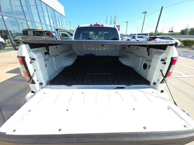 Used 2025 Nissan Frontier SV RWD image 24