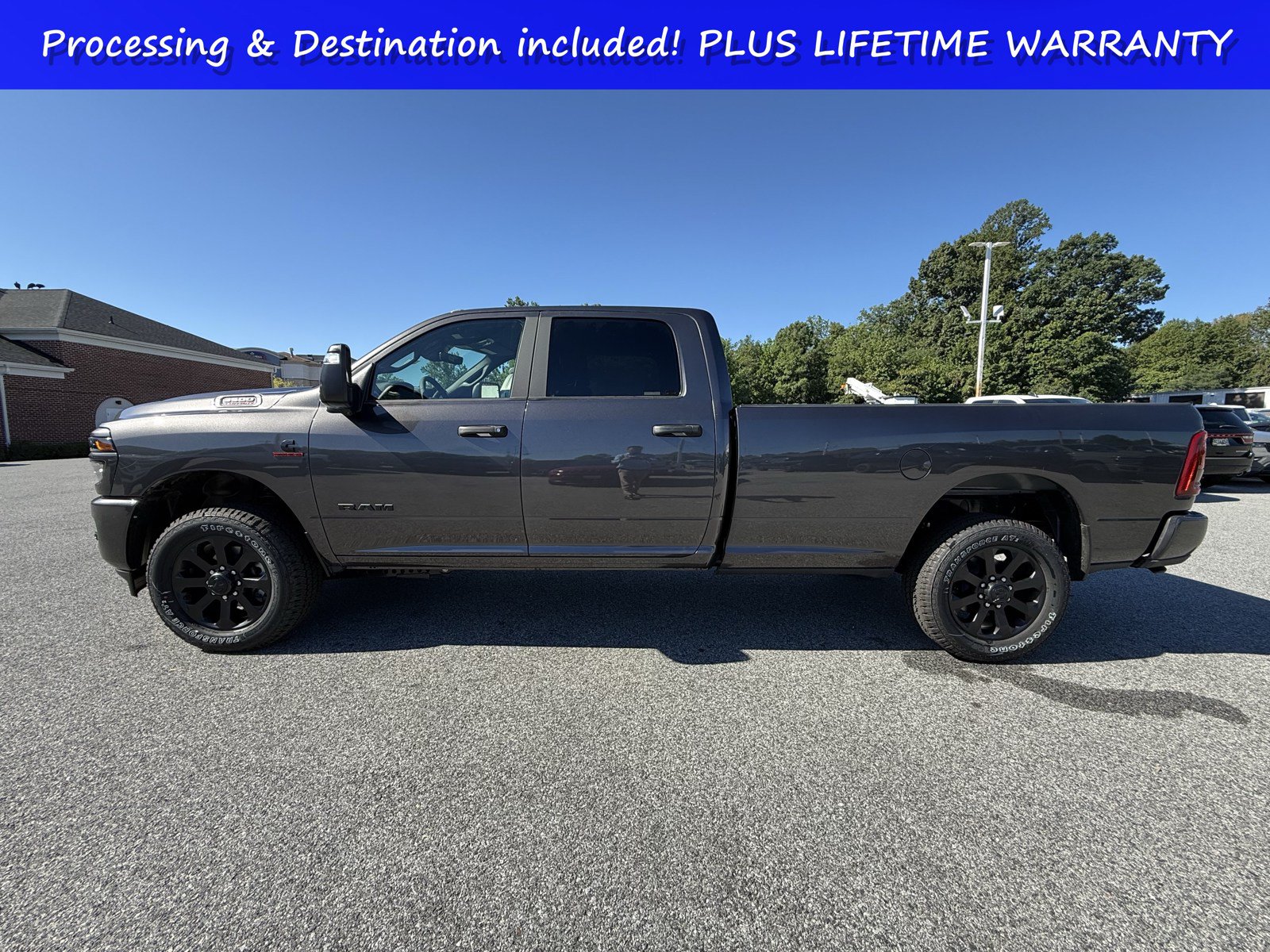 New 2026 RAM 3500 Big Horn AWD/4WD image 6