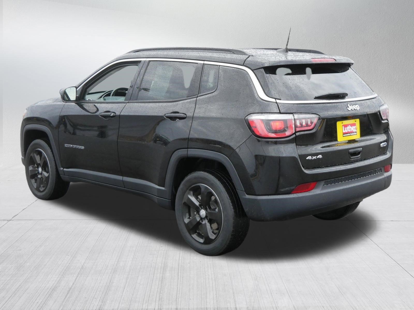 Used 2020 Jeep Compass Latitude w/ Cold Weather Group image 5