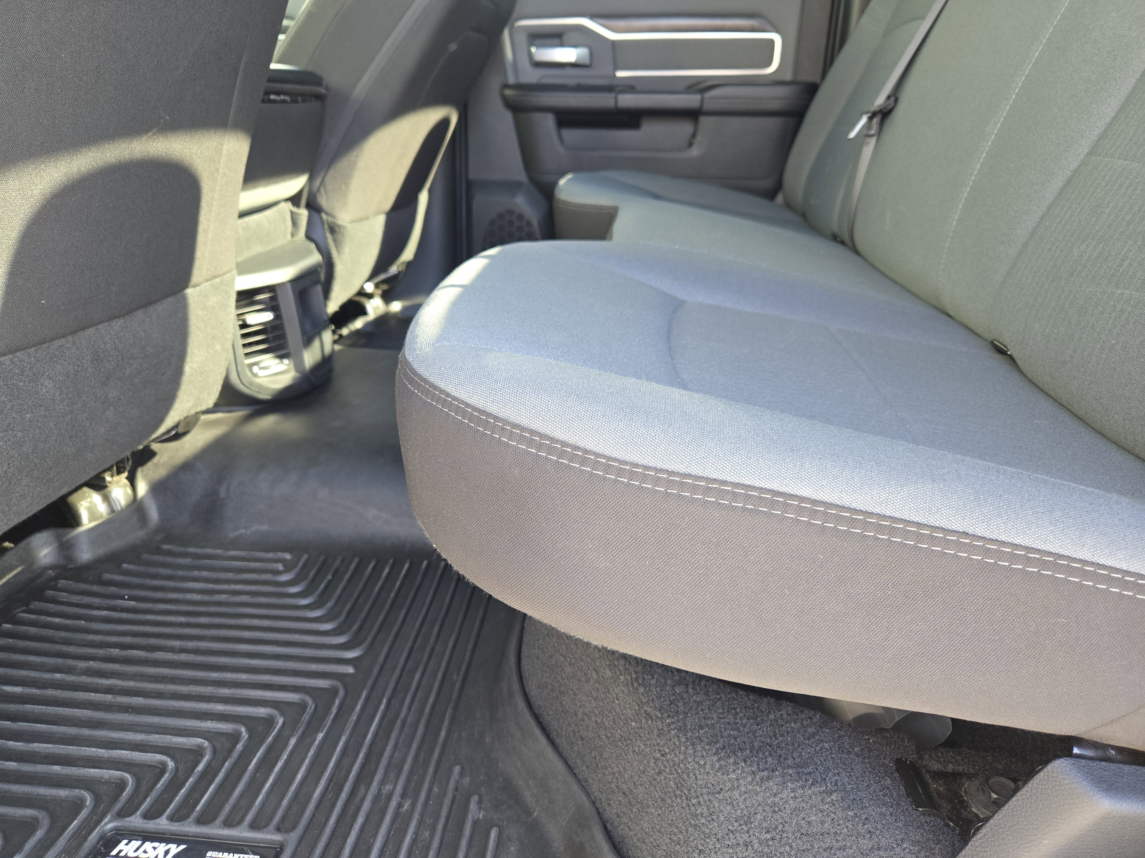 Used 2022 RAM 2500 Big Horn image 32