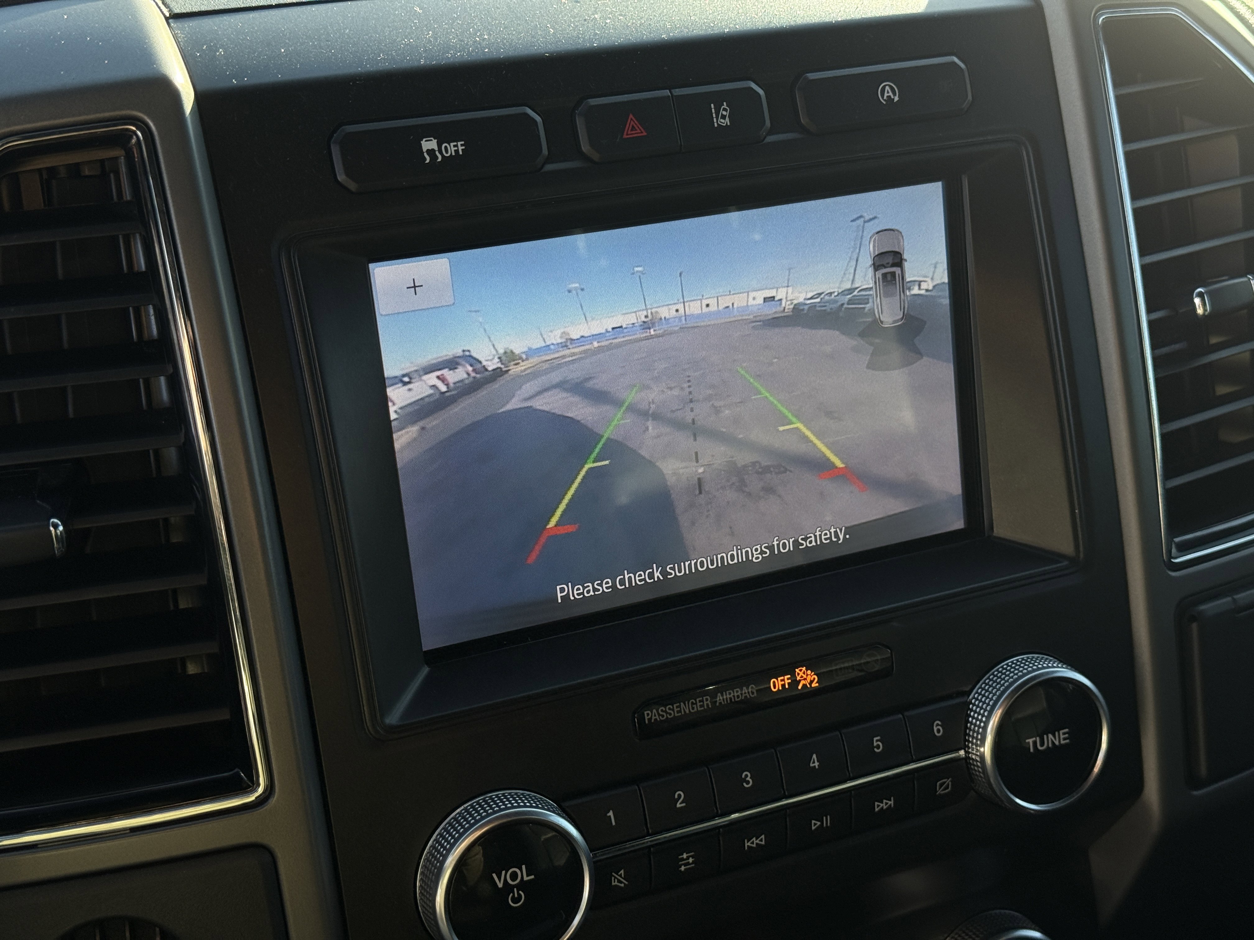 Used 2021 Ford Expedition XLT image 23