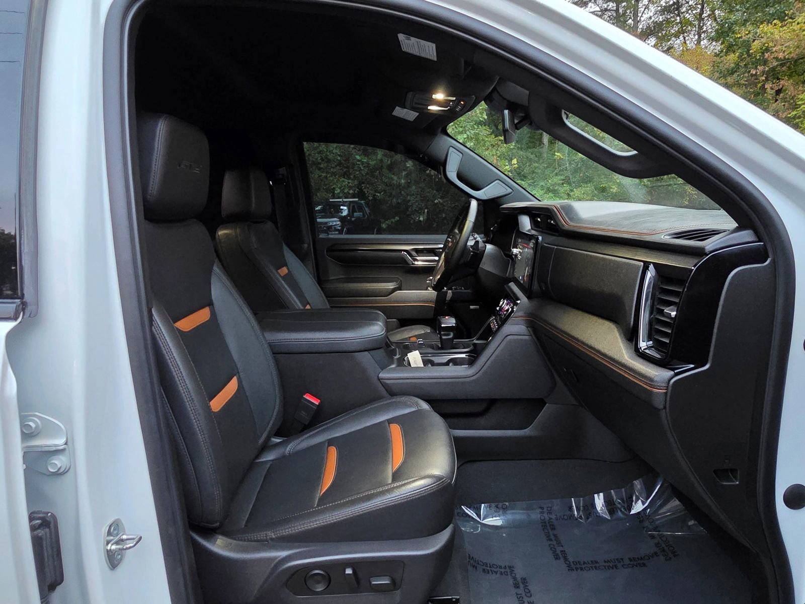 Used 2023 GMC Sierra 1500 AT4 AWD/4WD image 36