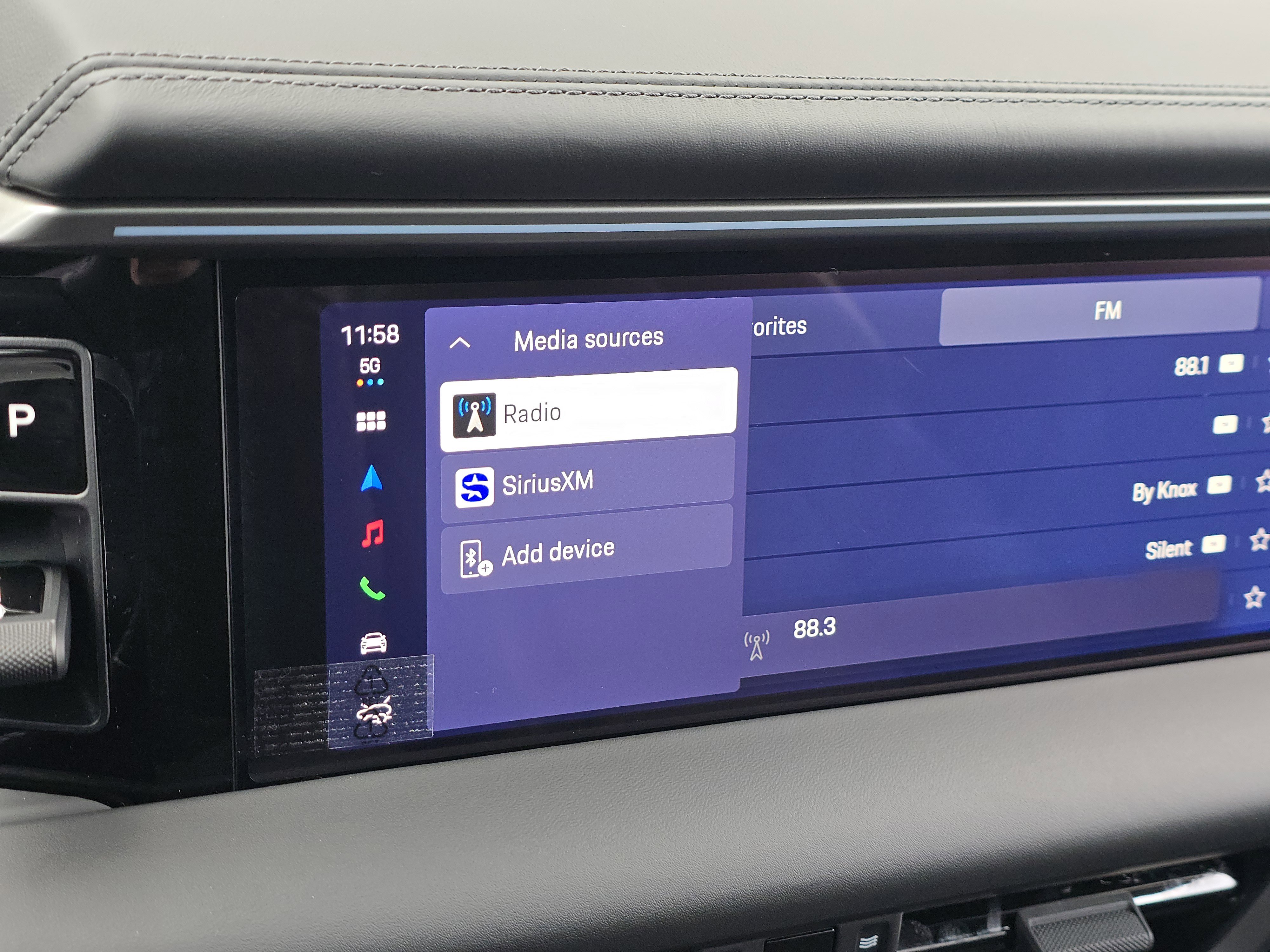 New 2026 Porsche Macan 4 Electric image 22