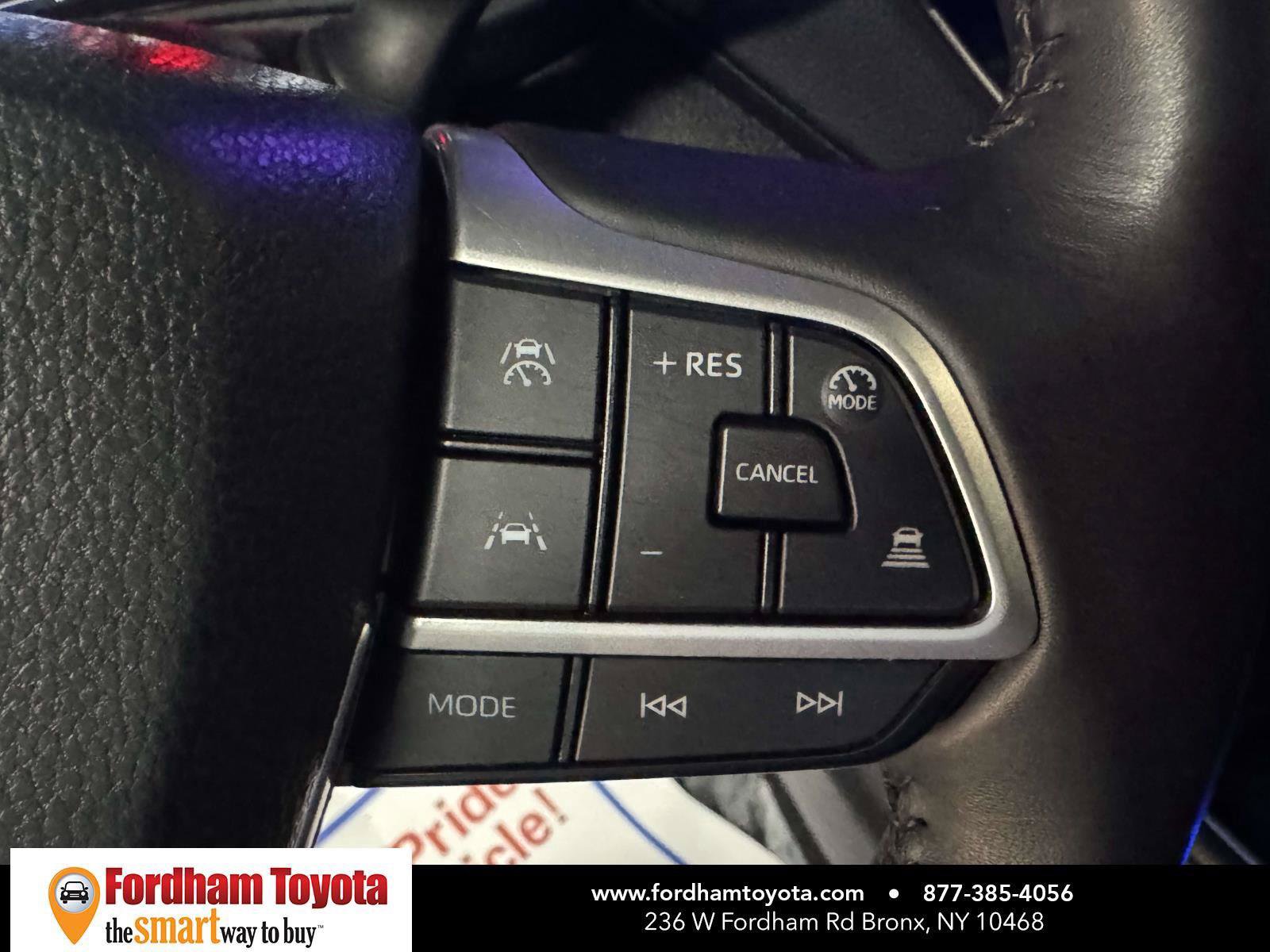 Certified 2025 Toyota Grand Highlander FWD image 23