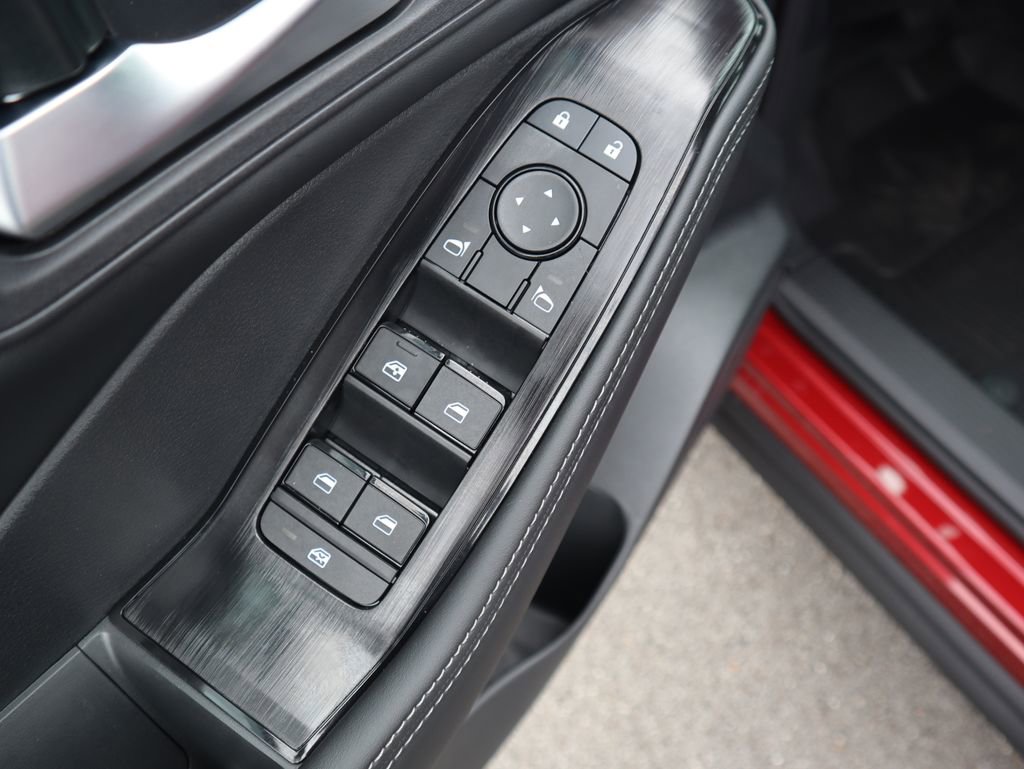 New 2026 Nissan Rogue SV w/ Cold Weather Package FWD image 17