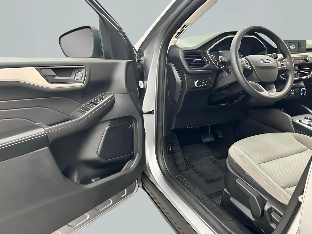 Used 2021 Ford Escape S image 21