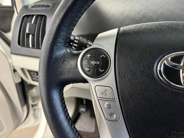 Used 2015 Toyota Prius Five w/ Advanced Technology Package FWD image 25