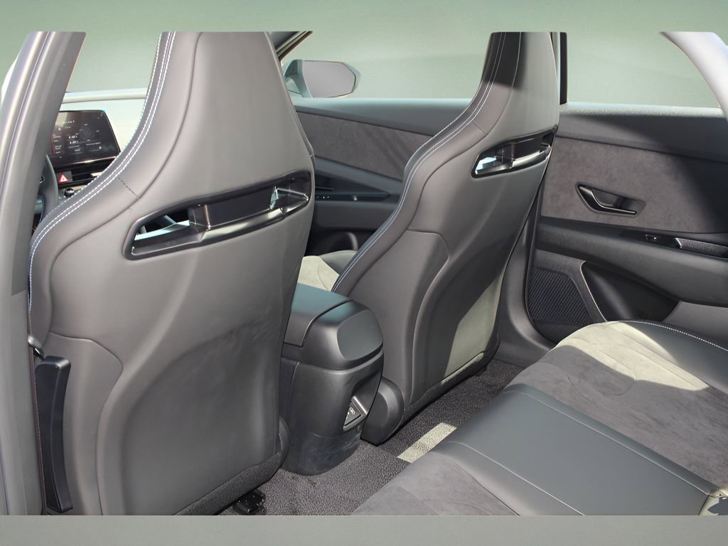 New 2025 Hyundai Elantra N image 15