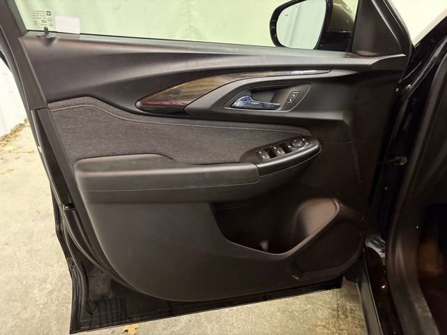 Used 2021 Chevrolet TrailBlazer ACTIV w/ Convenience Package image 25