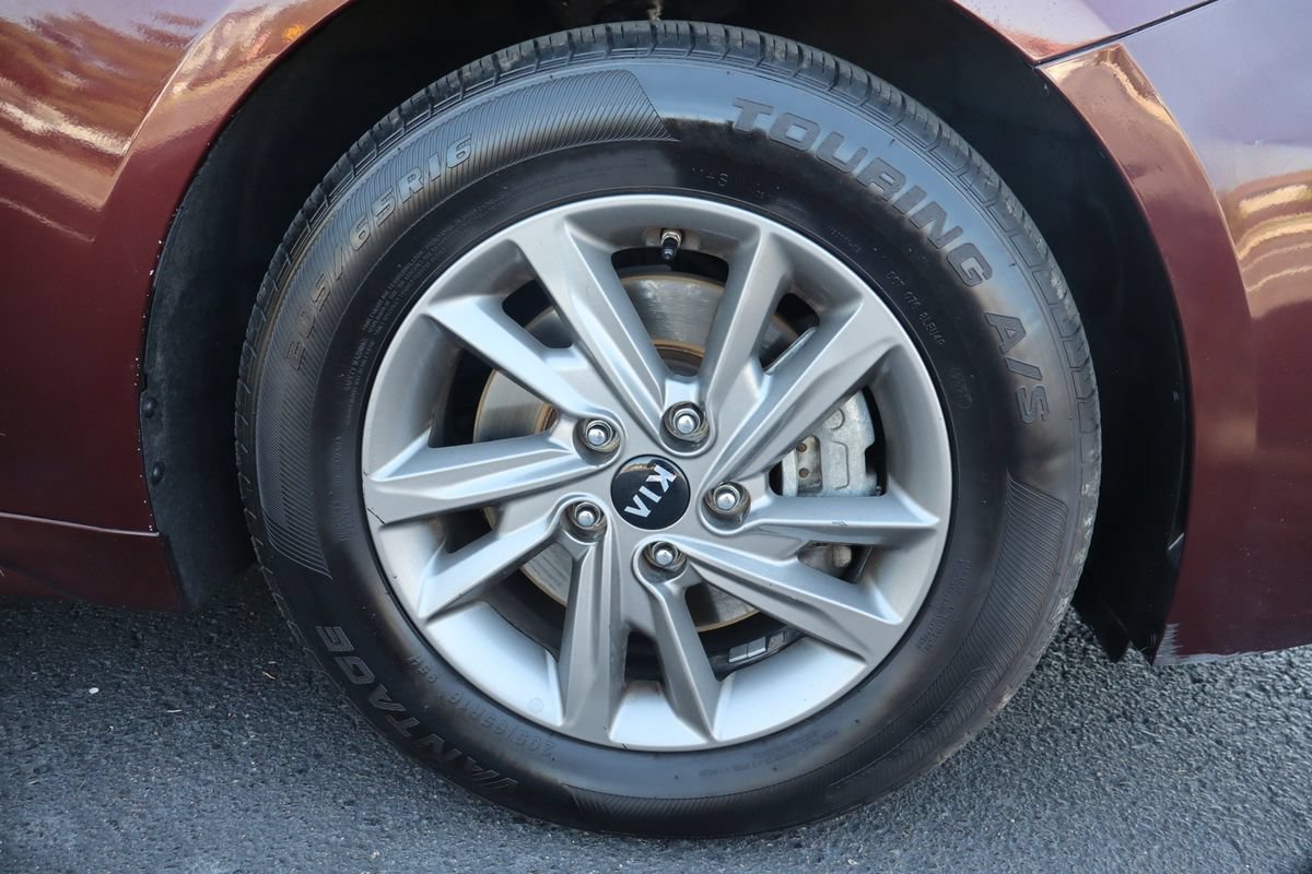 Used 2020 Kia Optima LX FWD image 41