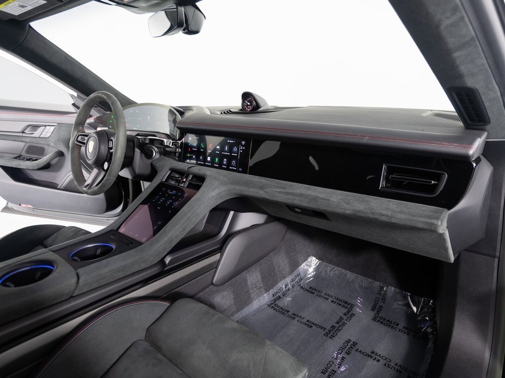 Certified 2023 Porsche Taycan GTS image 22
