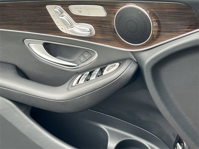 Used 2022 Mercedes-Benz GLC 300 4MATIC image 32