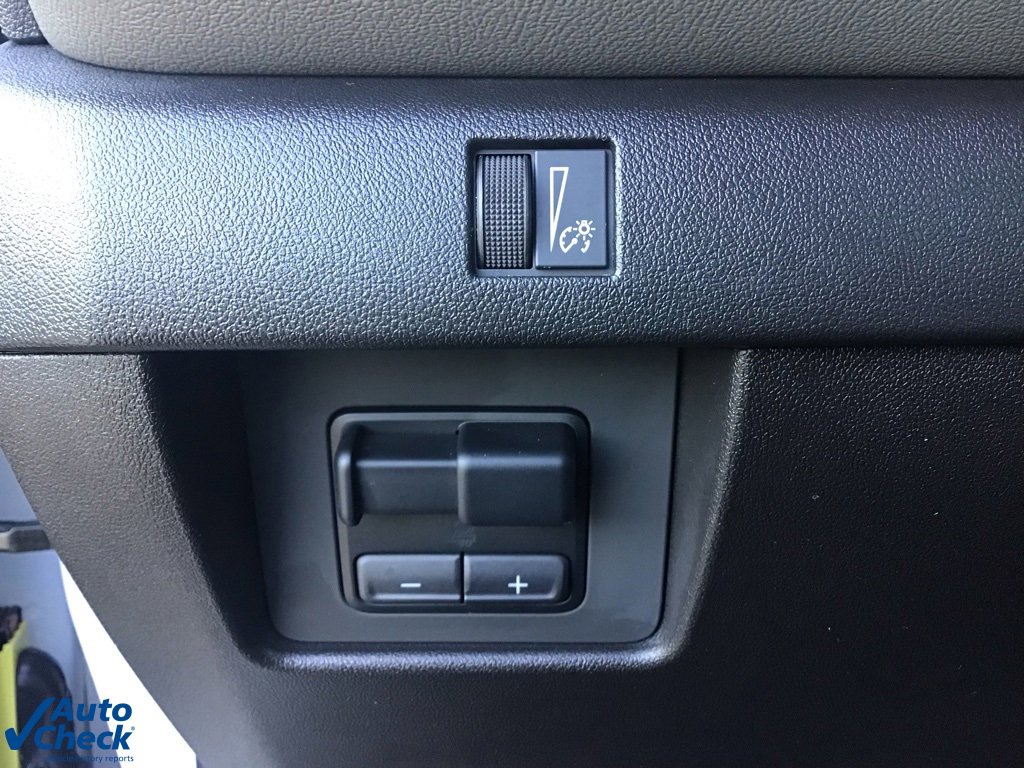Used 2025 Chevrolet Colorado ZR2 w/ Technology Package image 39