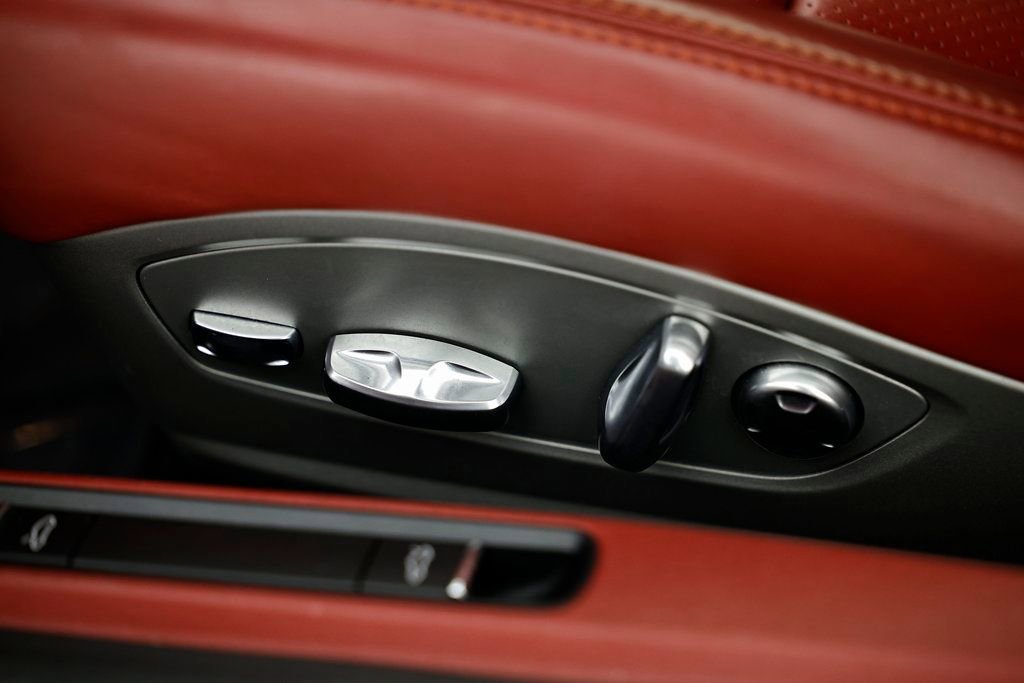 Certified 2015 Porsche 911 Targa 4S AWD/4WD image 23