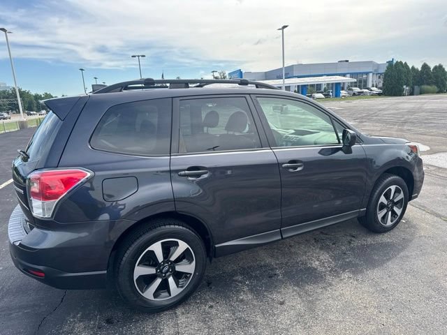Used 2018 Subaru Forester 2.5i Premium w/ All-Weather Package AWD/4WD image 7