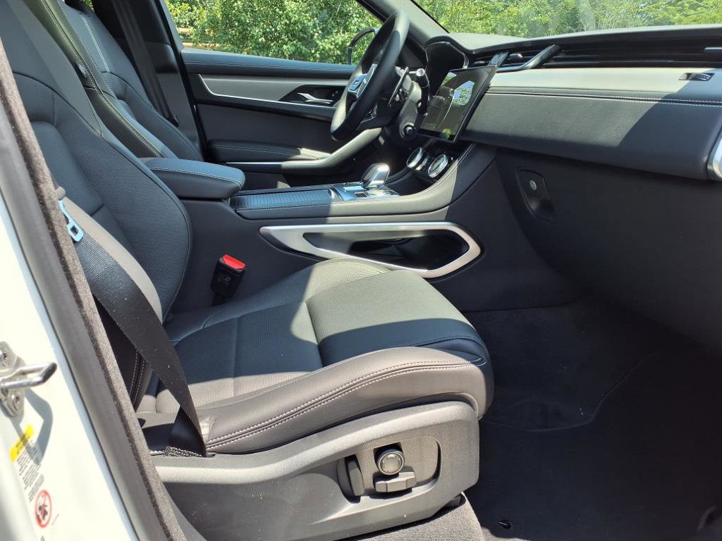 New 2026 Jaguar F-PACE R-Dynamic S image 3