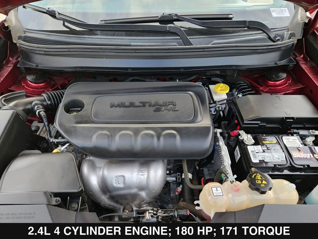 Used 2021 Jeep Cherokee Latitude Plus AWD/4WD image 36
