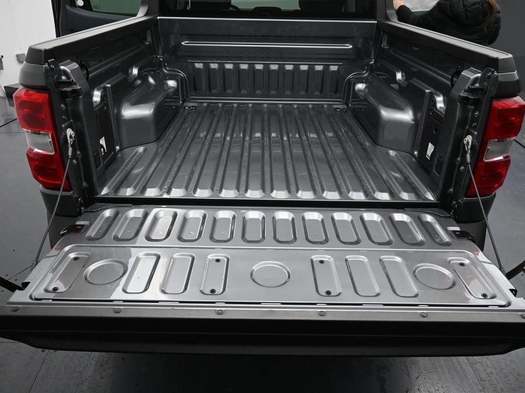 New 2026 Ford Maverick XLT image 30