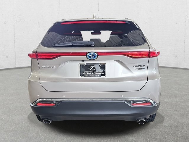 Used 2021 Toyota Venza image 6